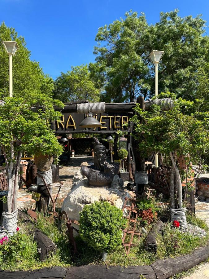 Ara E Vjeter Resort Велипойе Экстерьер фото