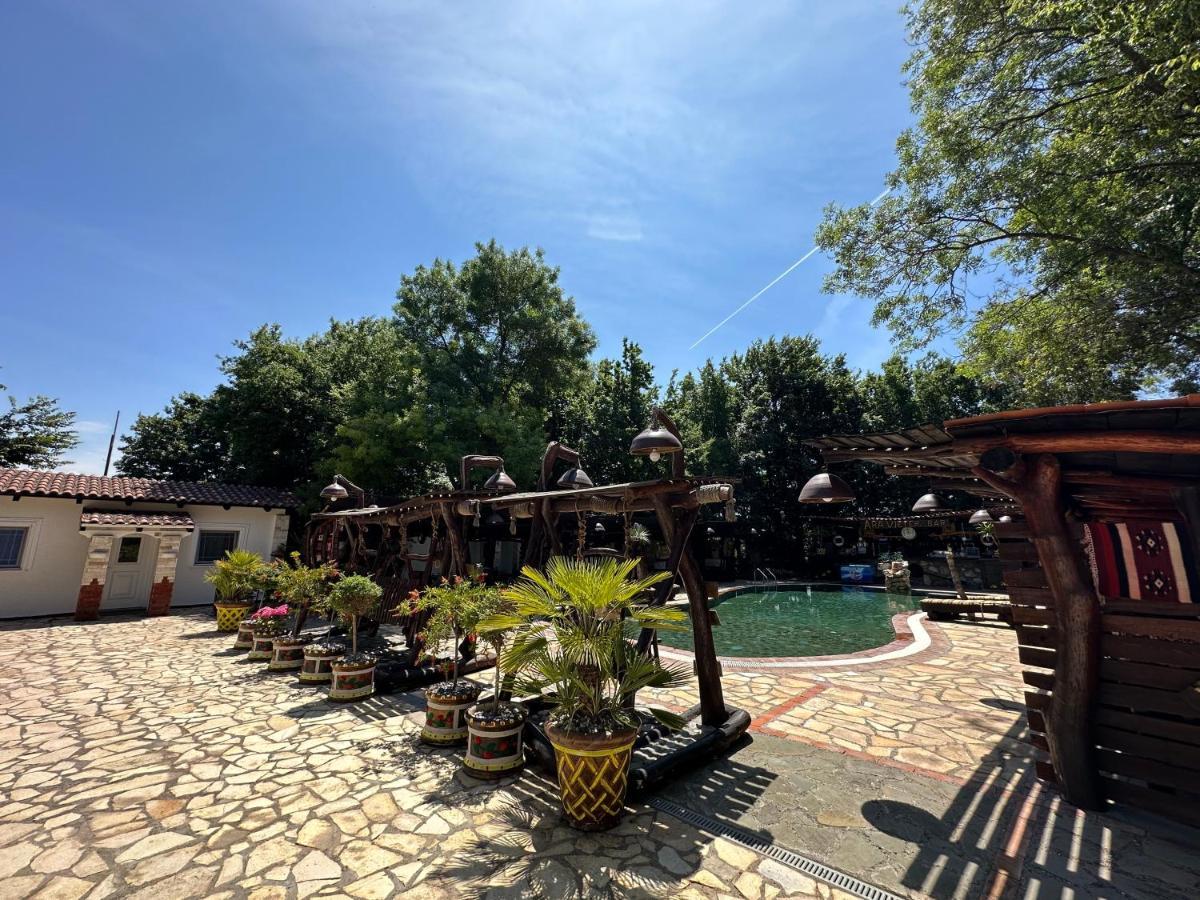 Ara E Vjeter Resort Велипойе Экстерьер фото